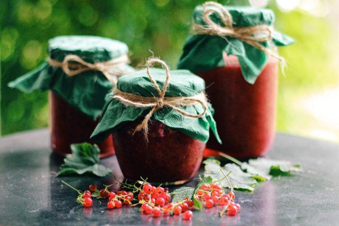 Dżem z czerwonej porzeczki